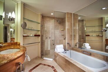 هتل Hyatt Regency Belgrade
