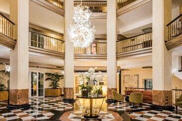 هتل Las Dunas Grand Luxury