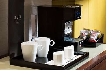 酒店 Melia Hanoi