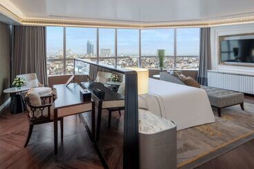 酒店 Melia Hanoi