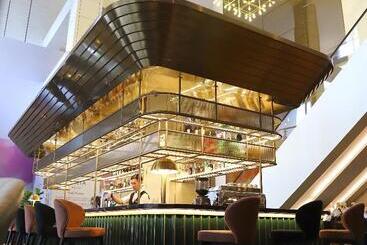酒店 Melia Hanoi