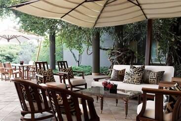 Saxon Hotel, Villas & Spa