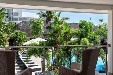 Sheraton Samoa Aggie Grey S Hotel & Bungalows