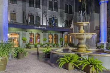 هتل Omni Riverfront New Orleans