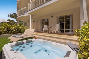 هتل Viva Cala Mesquida Suites & Spa 4* Sup - Adults Only 16+