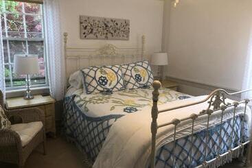 فندق William's Grant Inn Bed And Breakfast
