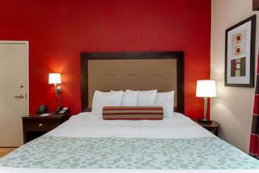 هتل Wingate By Wyndham Macon