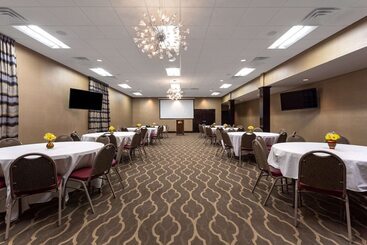 هتل Wingate By Wyndham Macon