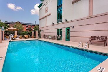 هتل Wingate By Wyndham Macon