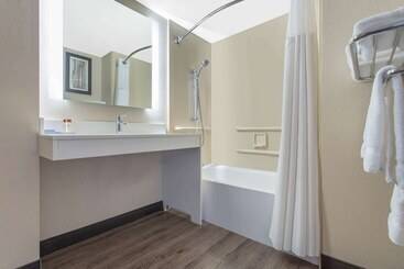 هتل Wingate By Wyndham Mechanicsburg