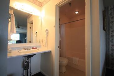 هتل Wonder View Inn