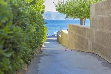 هتل Haraki Mare Studios & Apartments
