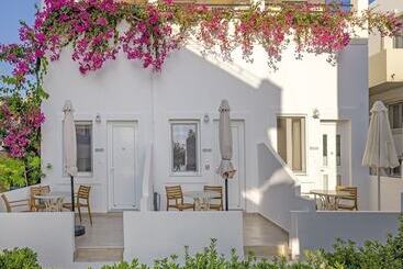 هتل Haraki Mare Studios & Apartments