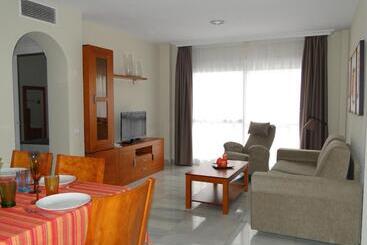 Apartamentos Mar y Golf