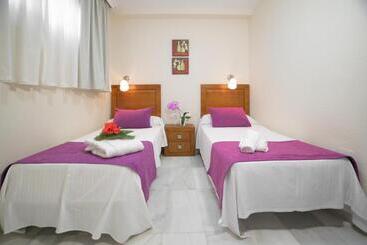 Apartamentos Mar y Golf