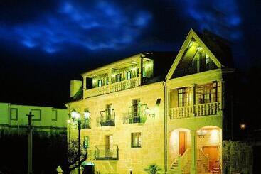 Casa Antiga Do Monte