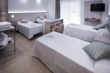 هتل 4r Salou Park Resort Ii