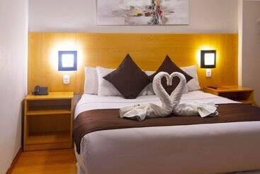 هتل Balsa Inn