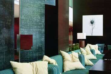 酒店 B&B Ciudad de Lleida