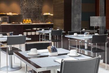 酒店 B&B Ciudad de Lleida