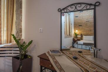 هتل Cretan Villa