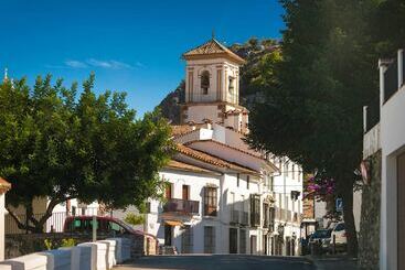 هتل Fuerte Grazalema