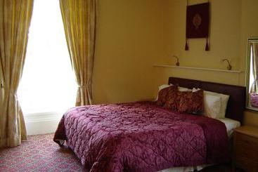 هتل Glenbank House