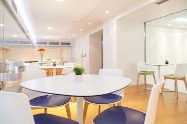 هتل Maciá Granada Five Senses Rooms & Suites