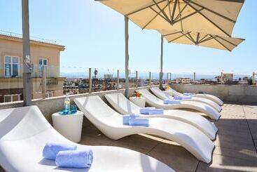 هتل Maciá Granada Five Senses Rooms & Suites