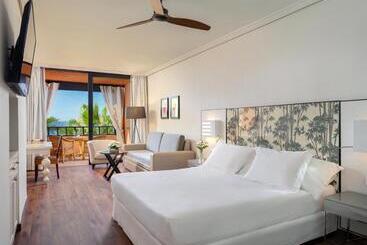 ホテル H10 Costa Adeje Palace