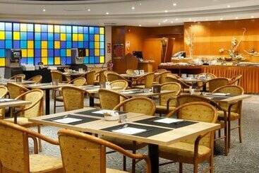 هتل Hcc Montblanc