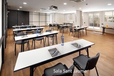هتل Hcc Montblanc