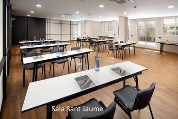 هتل Hcc Montblanc