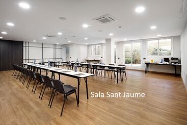 هتل Hcc Montblanc