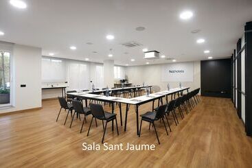 هتل Hcc Montblanc