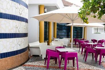 هتل Ibis Evora