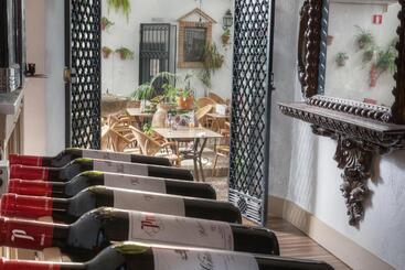 هتل Los Patios