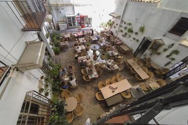 هتل Los Patios