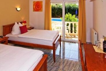 Hotel Montemar