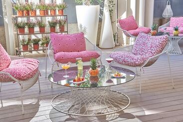 هتل NH Collection Madrid Abascal