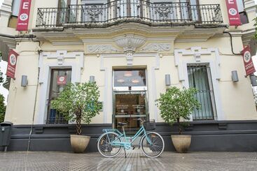 هتل Petit Palace Canalejas Sevilla
