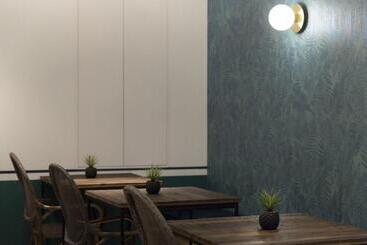 هتل Petit Palace Canalejas Sevilla