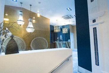 هتل Petit Palace Canalejas Sevilla