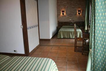 هتل Rural La Enoteca Del Marques
