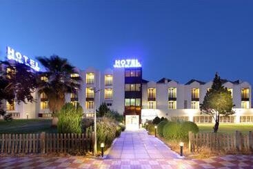 هتل Villa Blanca