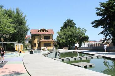 Hotel Villa De Marin