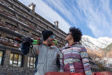 هتل YOMO Patagonia