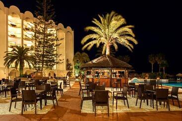 Ona Marinas De Nerja Spa Resort