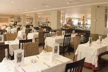 Ona Marinas De Nerja Spa Resort