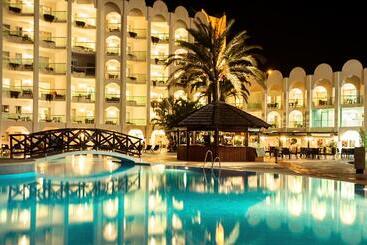 Ona Marinas De Nerja Spa Resort